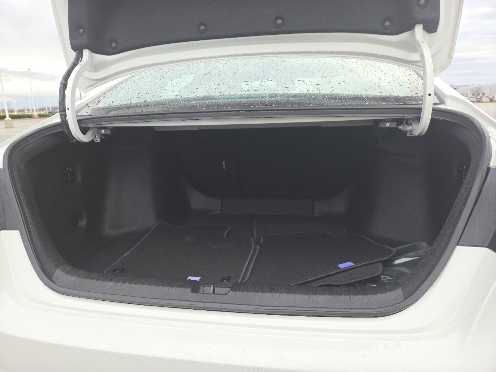 Used 2023 Honda Accord EX image 19