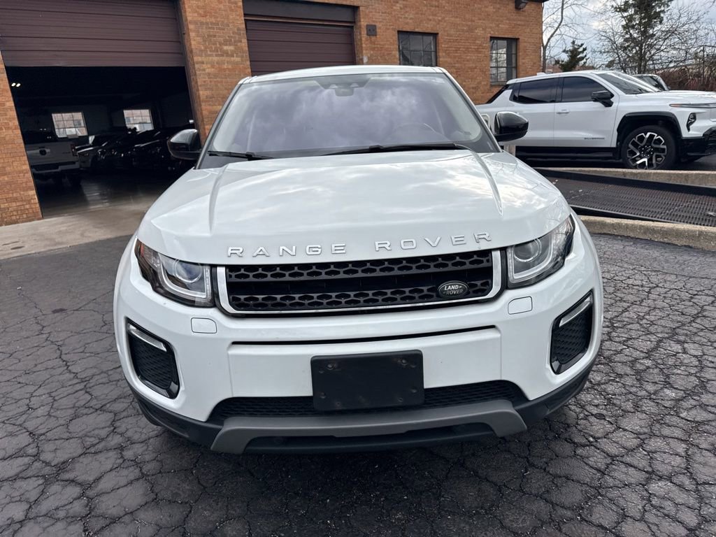 Used 2017 Land Rover Range Rover Evoque SE image 10
