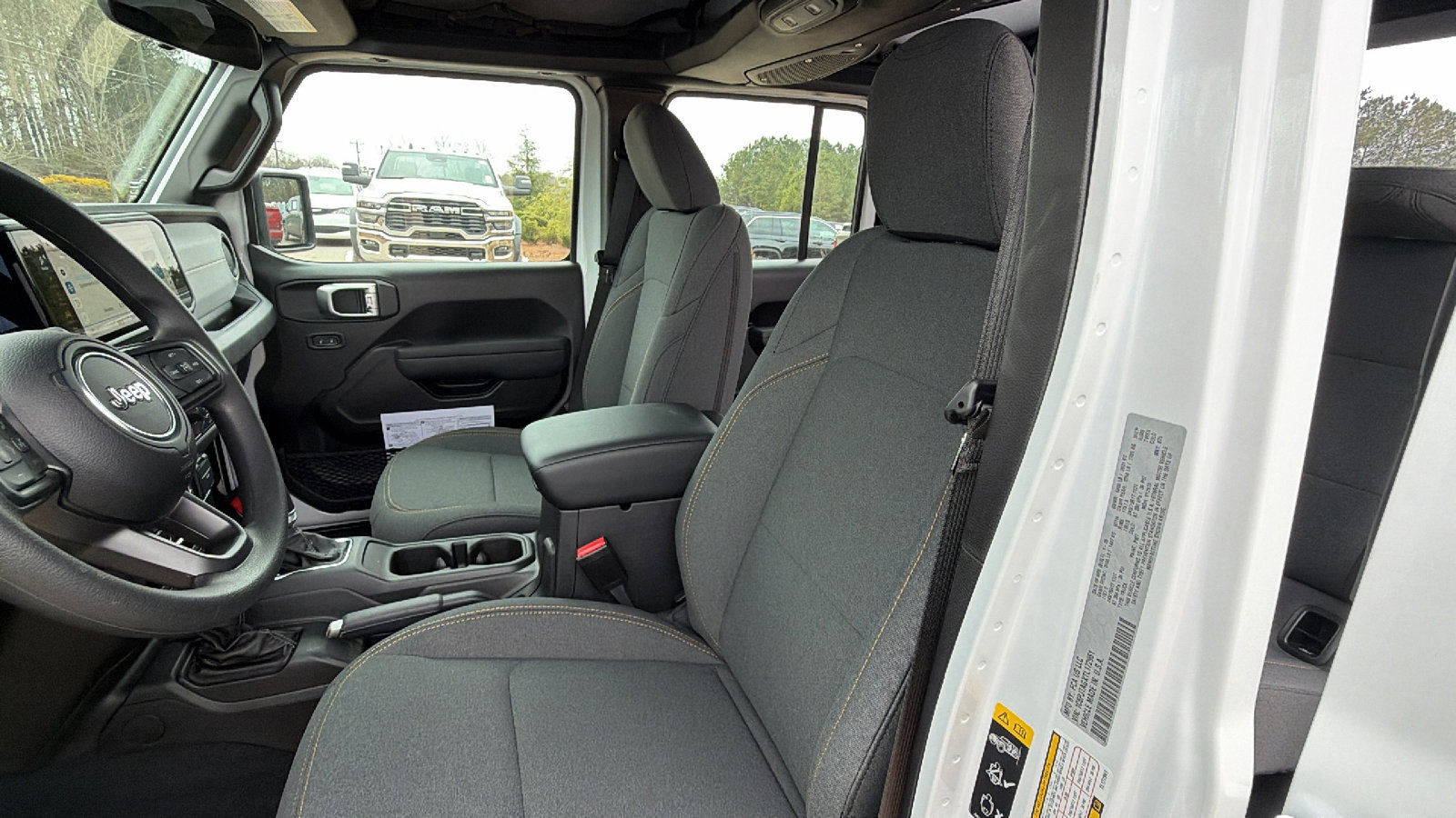 New 2026 Jeep Gladiator Sport AWD/4WD image 17