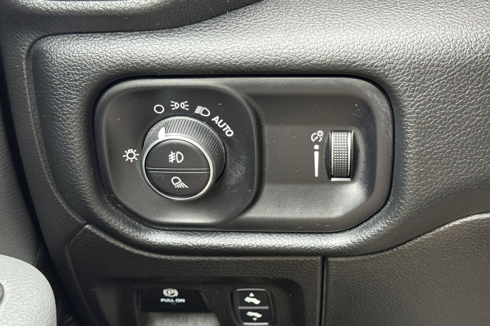 Used 2022 RAM 1500 Big Horn image 40