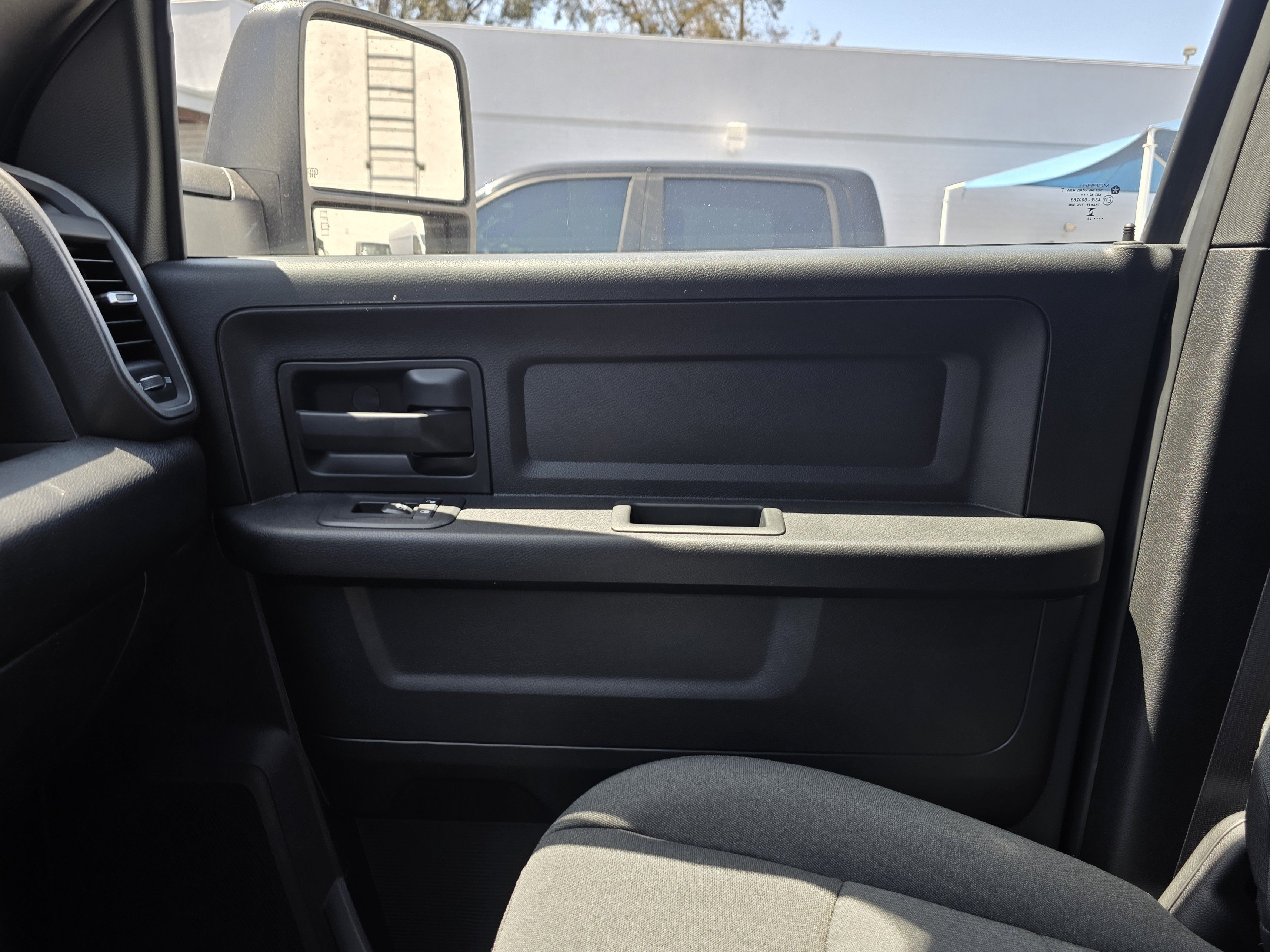 New 2026 RAM 3500 Tradesman AWD/4WD image 6