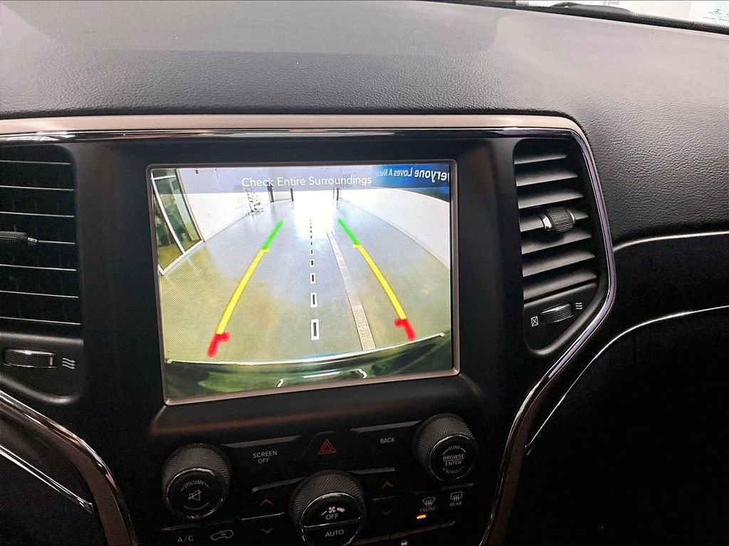 Used 2017 Jeep Grand Cherokee Limited AWD/4WD image 19