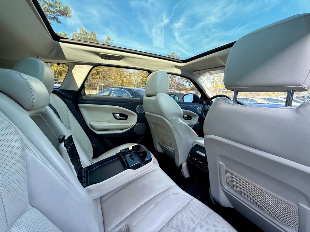 Used 2016 Land Rover Range Rover Evoque HSE image 29