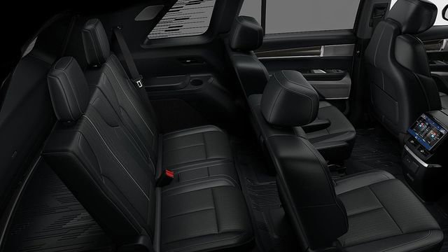 New 2026 Cadillac Vistiq Luxury w/ LPO, Floor Liner Package image 37