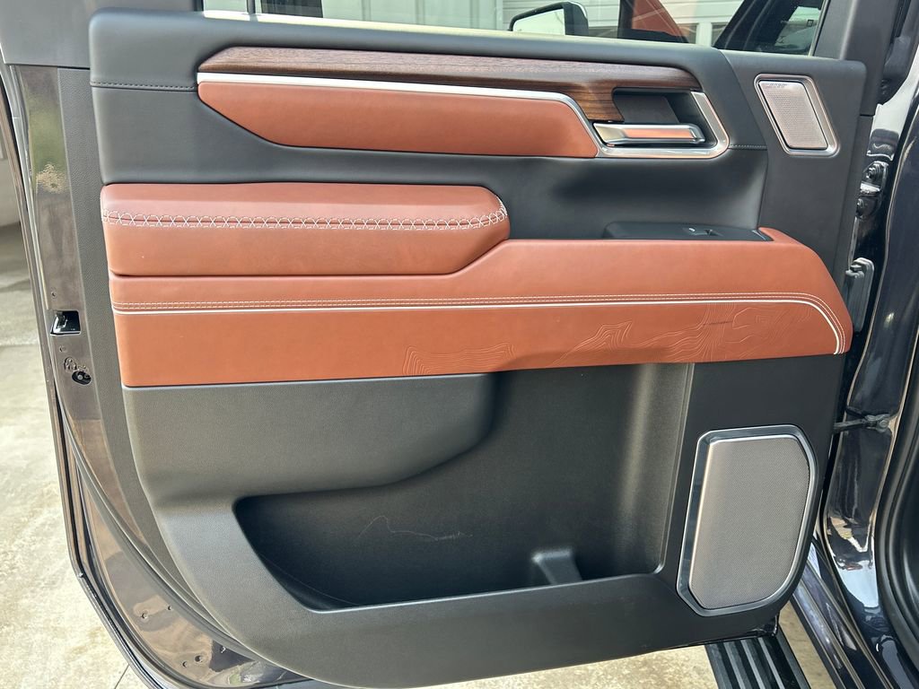 Certified 2025 GMC Sierra 2500 Denali Ultimate image 46