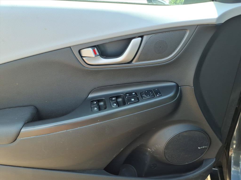 Used 2020 Hyundai Kona Ultimate FWD image 14
