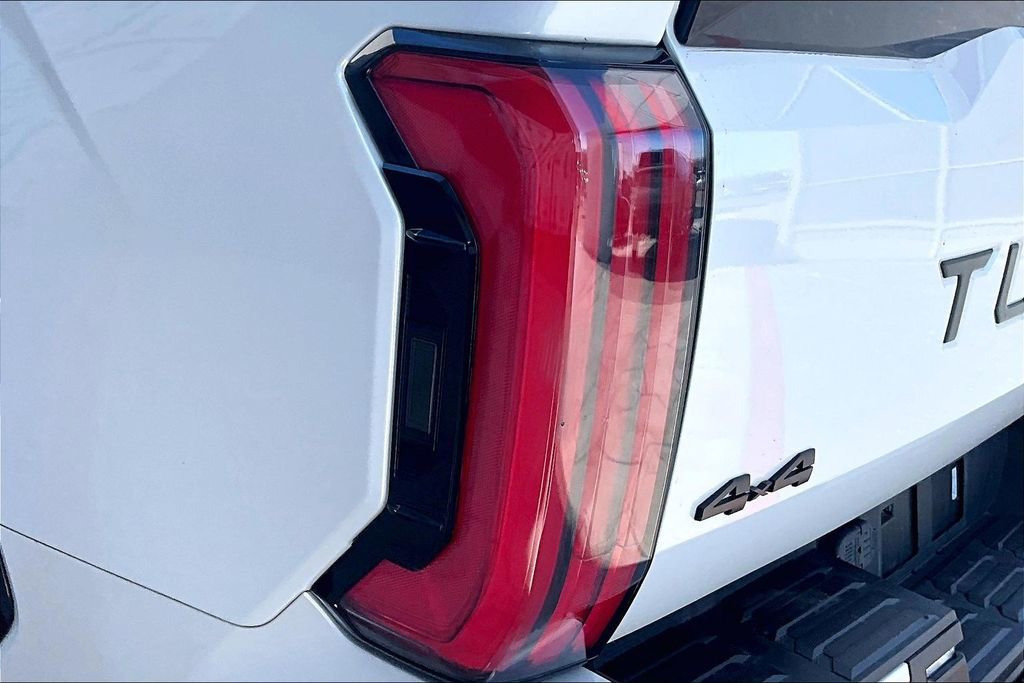 Used 2024 Toyota Tundra Platinum image 21