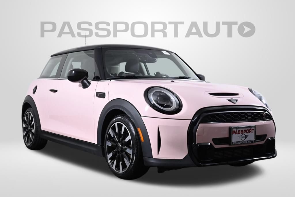Used 2023 MINI Cooper S w/ Signature Upholstery Package FWD image 3