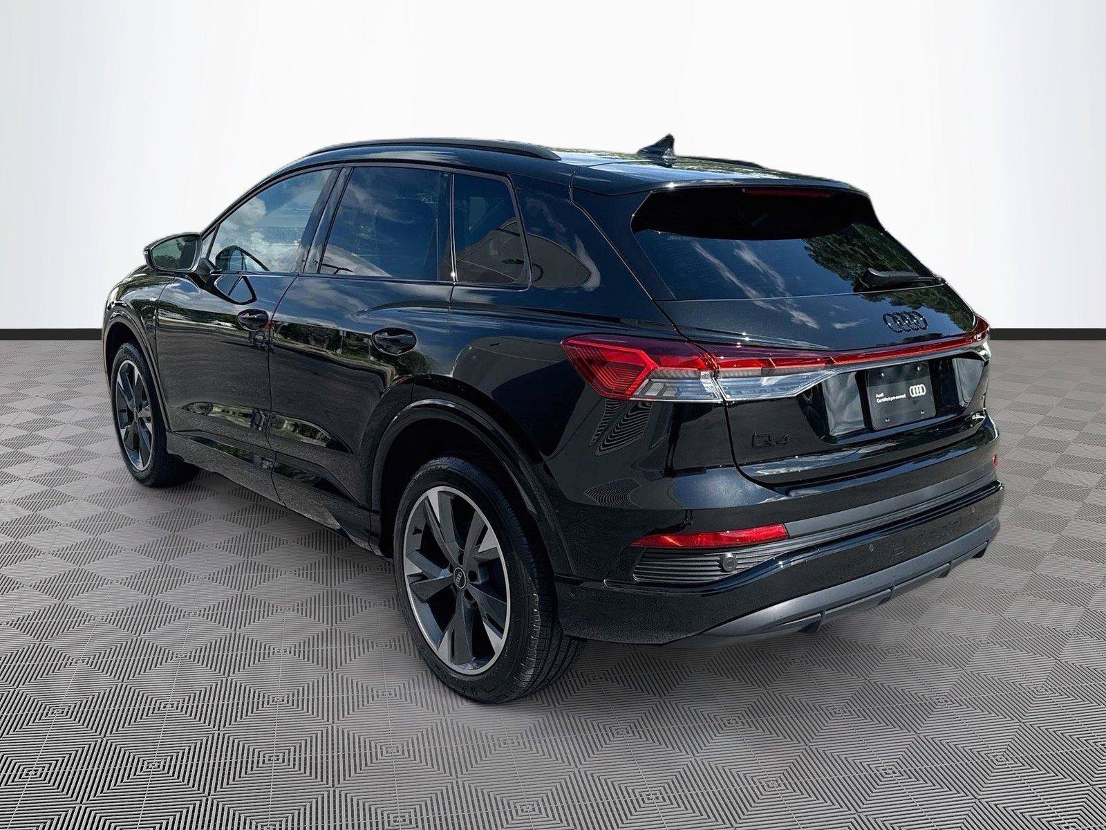 Used 2023 Audi Q4 e-tron Premium Plus AWD/4WD image 5