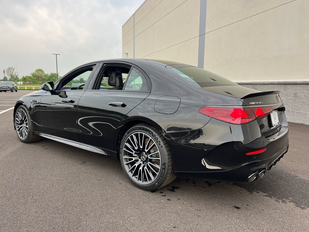 New 2027 Mercedes-Benz E 53 AMG e 4MATIC Sedan image 5