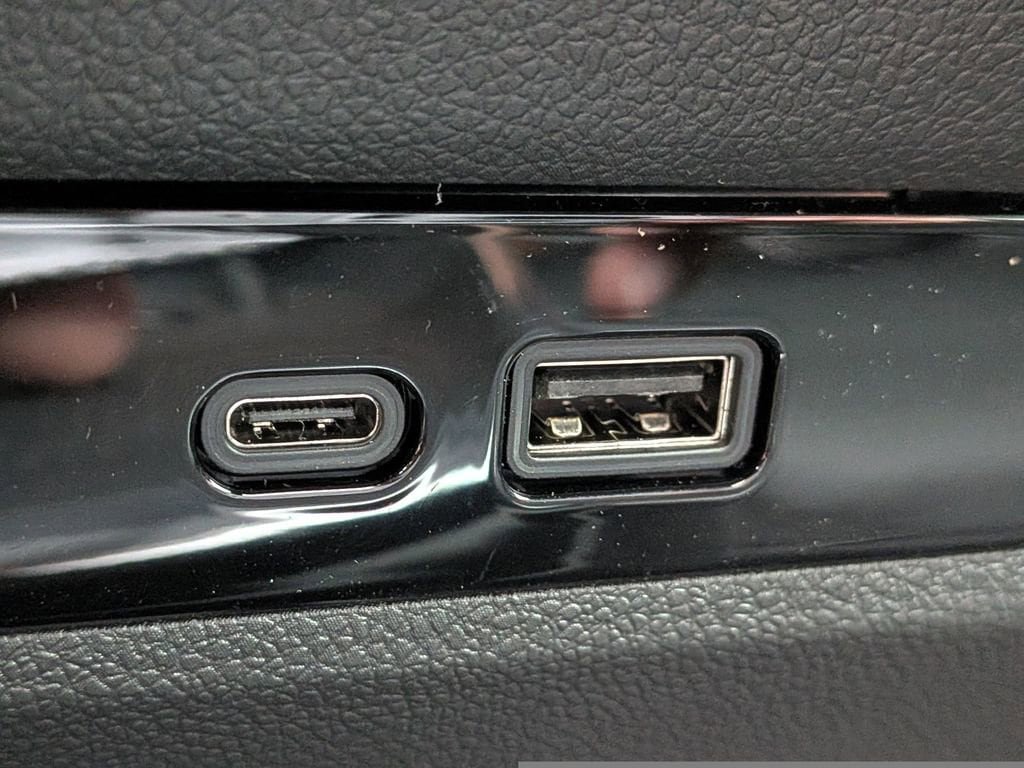 New 2026 Buick Enclave Sport Touring w/ Power Package FWD image 25