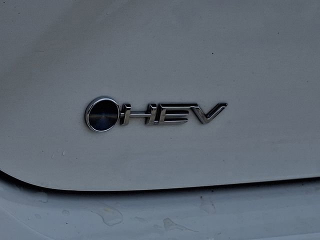 Used 2025 Toyota Camry LE FWD image 34