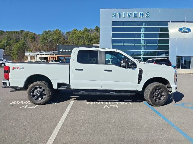 Used 2024 Ford F250 XL w/ STX Appearance Package image 2