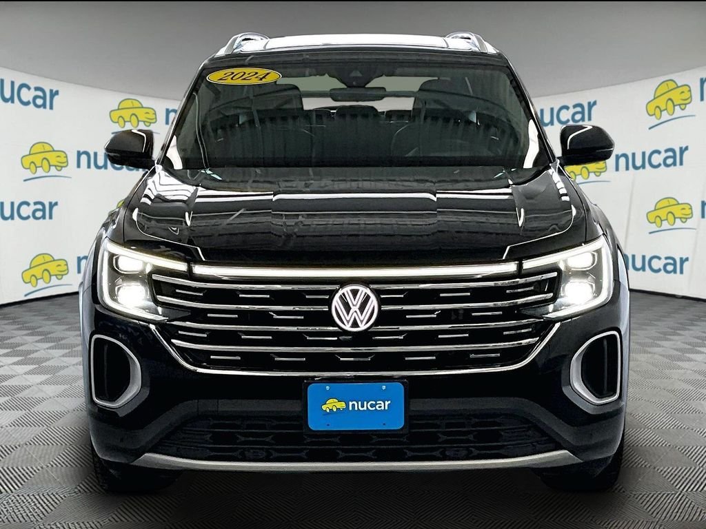 Used 2024 Volkswagen Atlas SEL AWD/4WD image 2