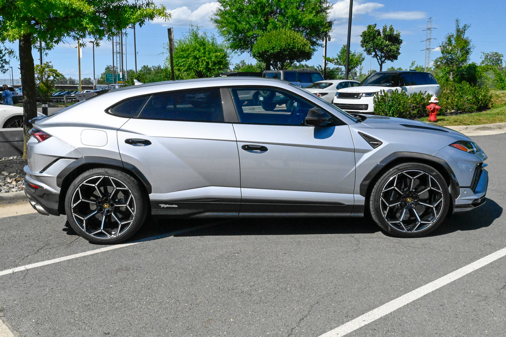 Used 2024 Lamborghini Urus Performante AWD/4WD image 4