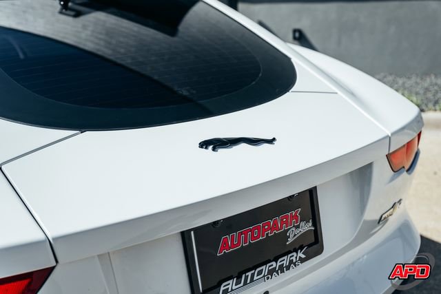Used 2016 Jaguar F-TYPE R image 36