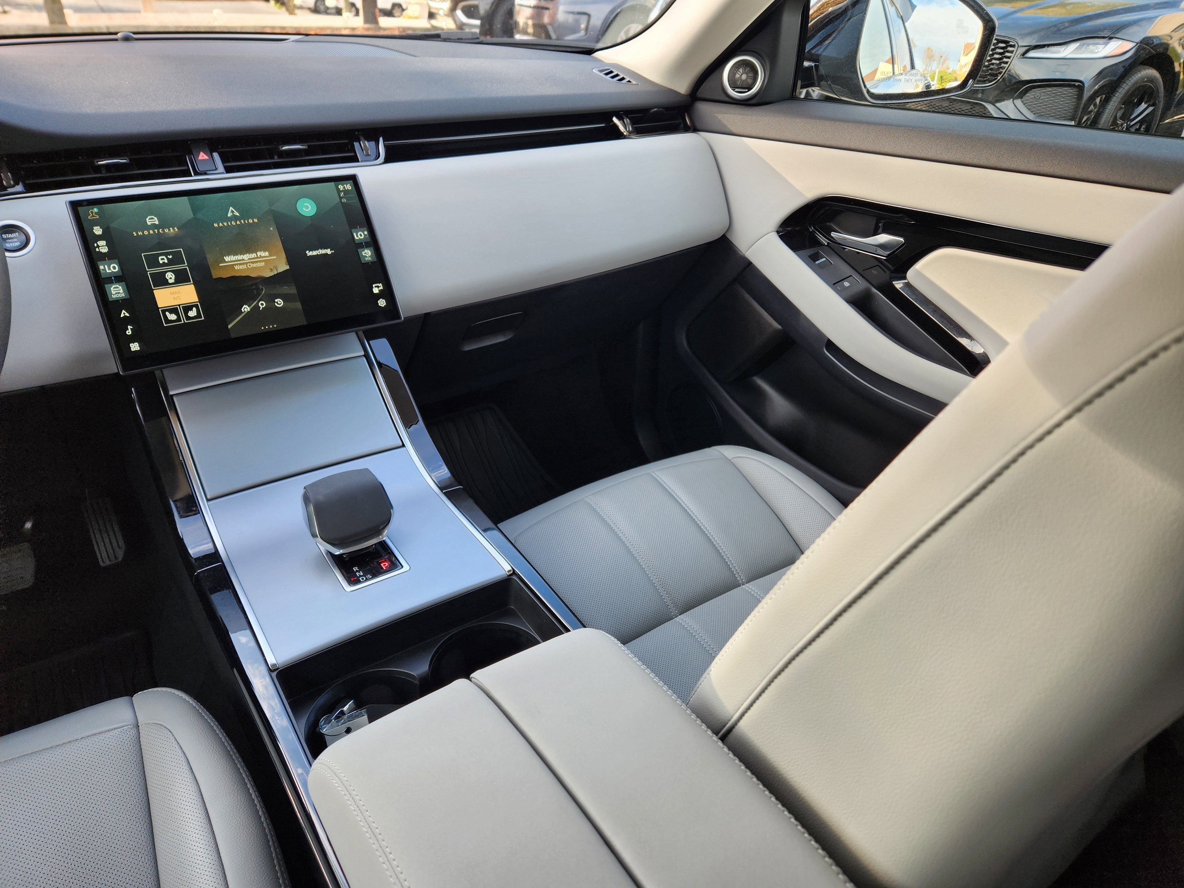 Certified 2025 Land Rover Range Rover Evoque S image 14