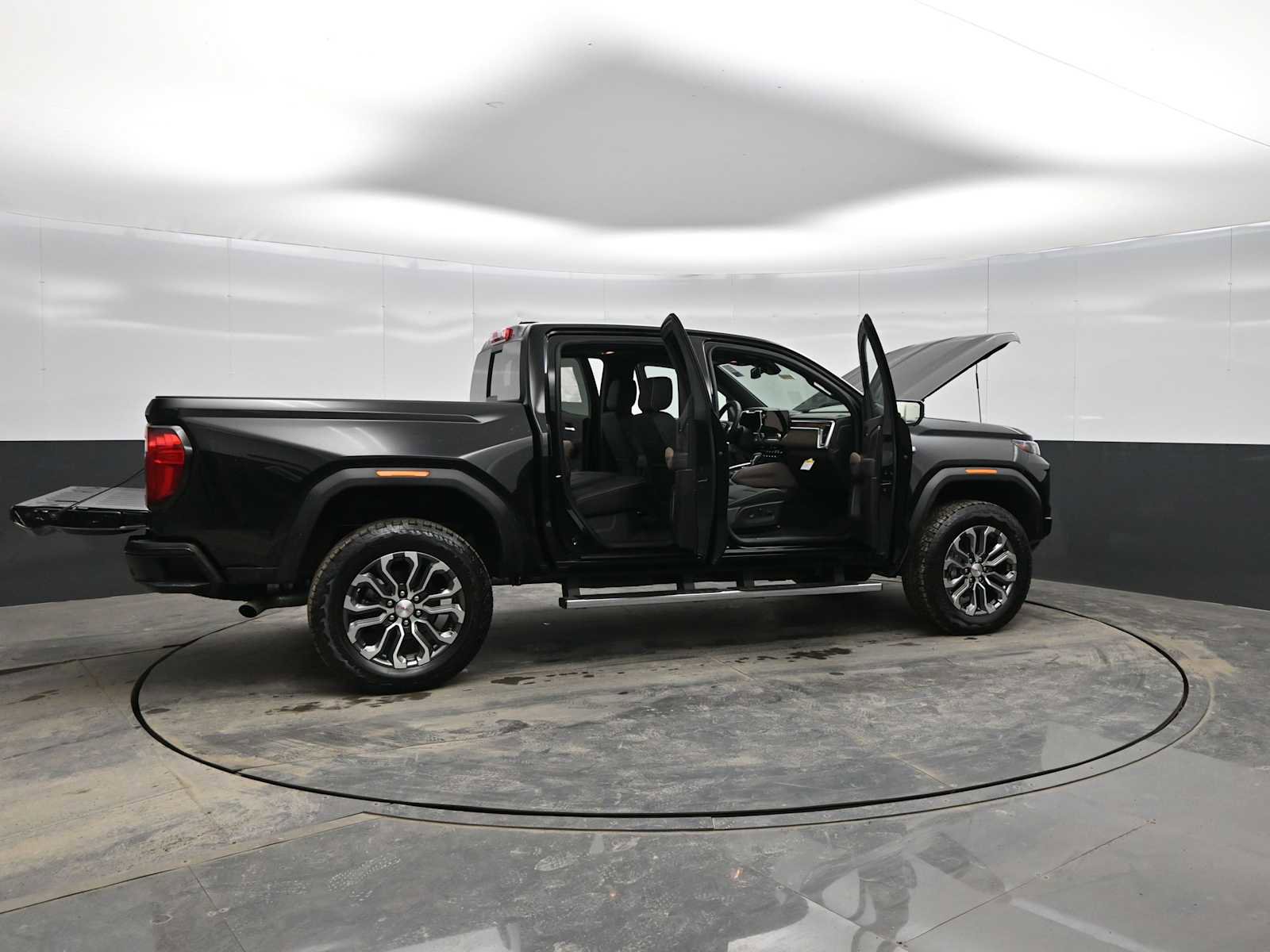 New 2026 GMC Canyon Denali image 40