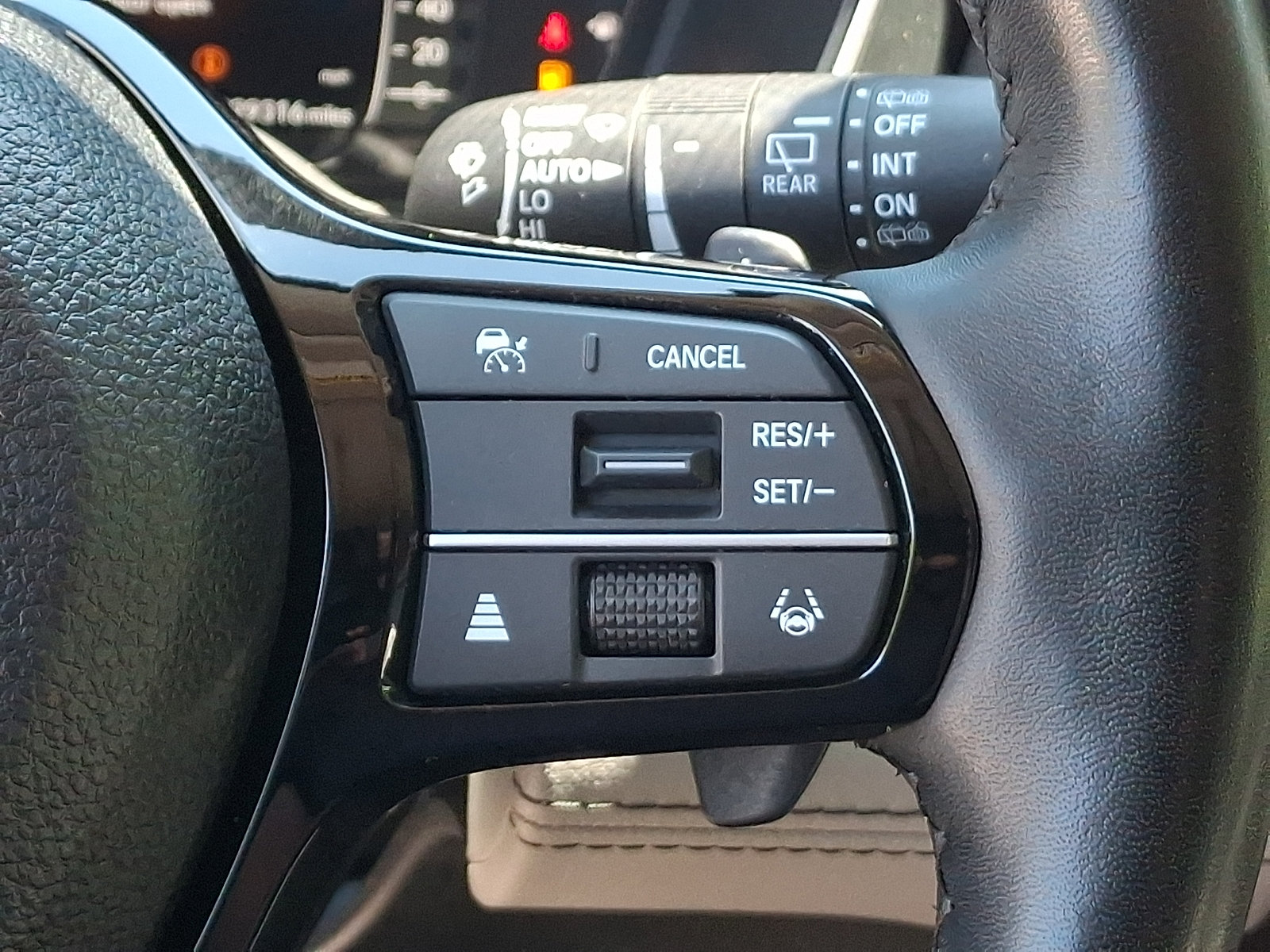 Used 2024 Honda Pilot Elite image 22