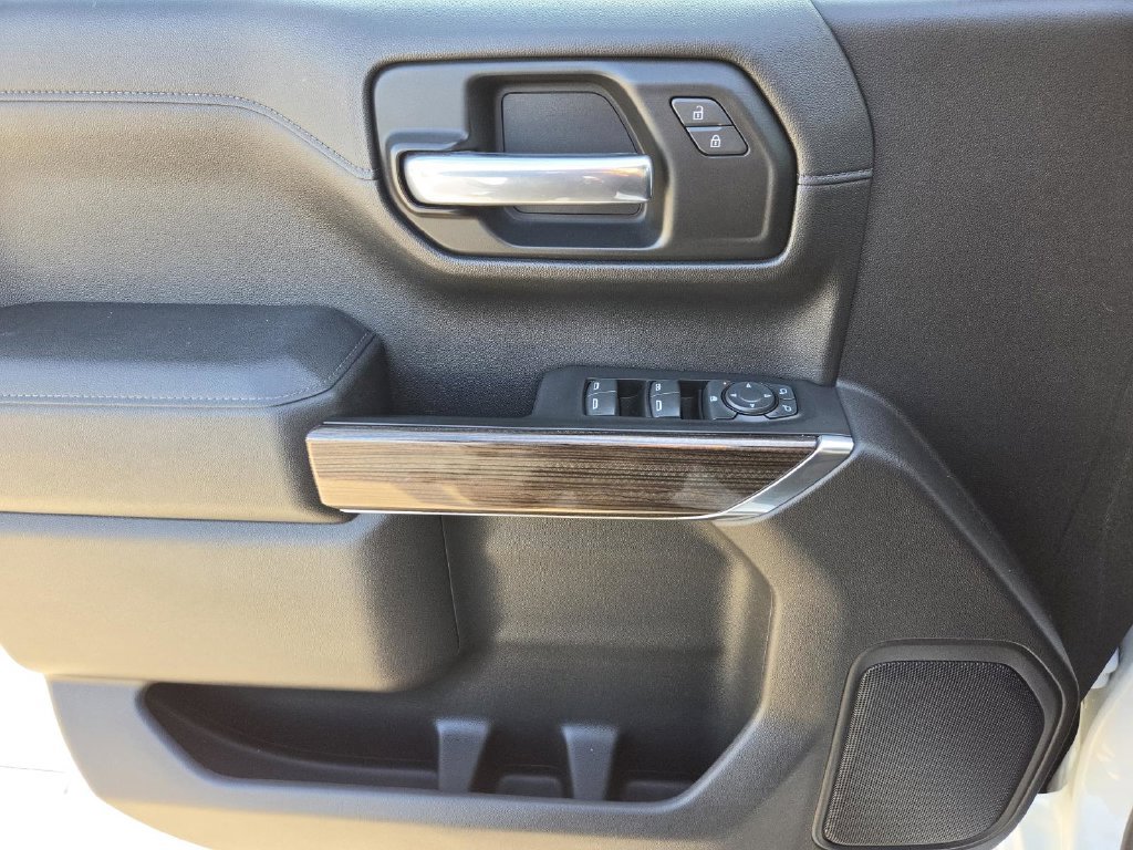Used 2019 Chevrolet Silverado 1500 LT w/ Texas Edition RWD image 17