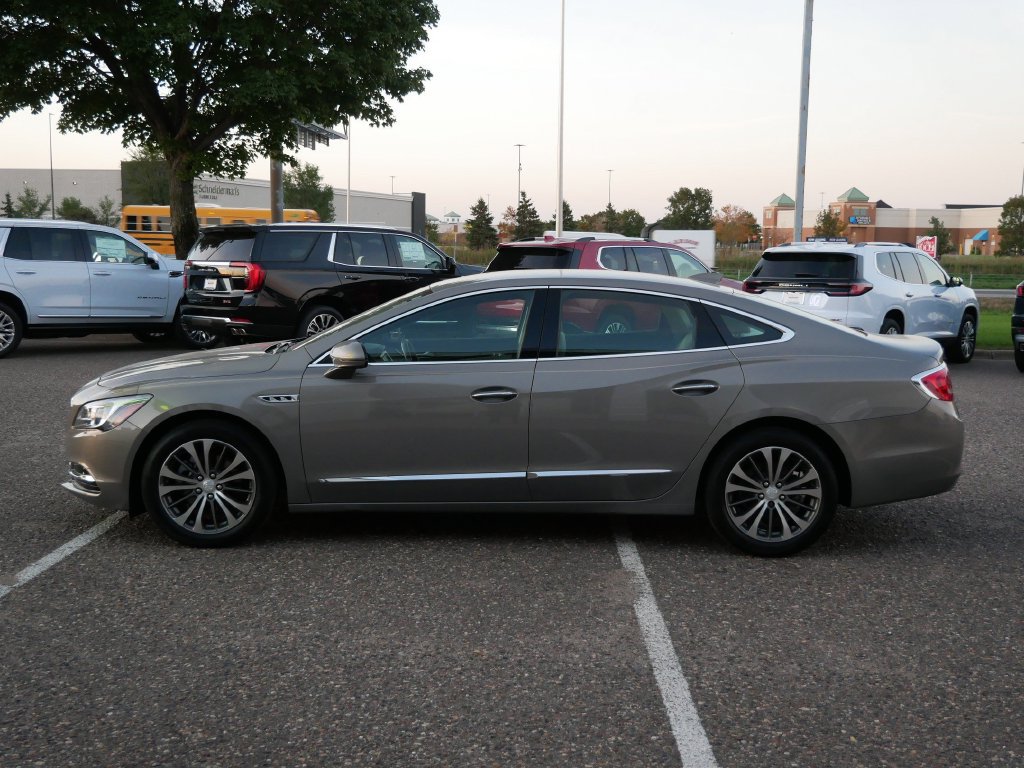 Used 2018 Buick LaCrosse Essence FWD image 6