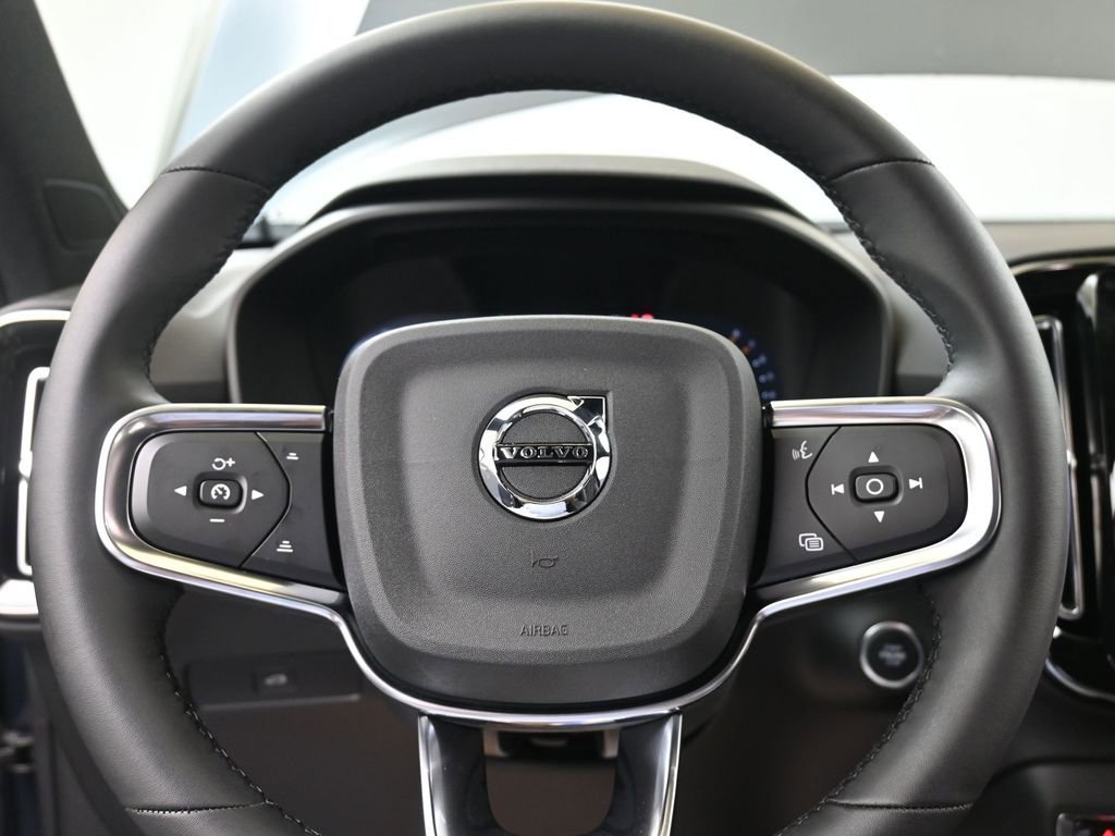 New 2026 Volvo XC40 B5 Ultra w/ Climate Package AWD/4WD image 26