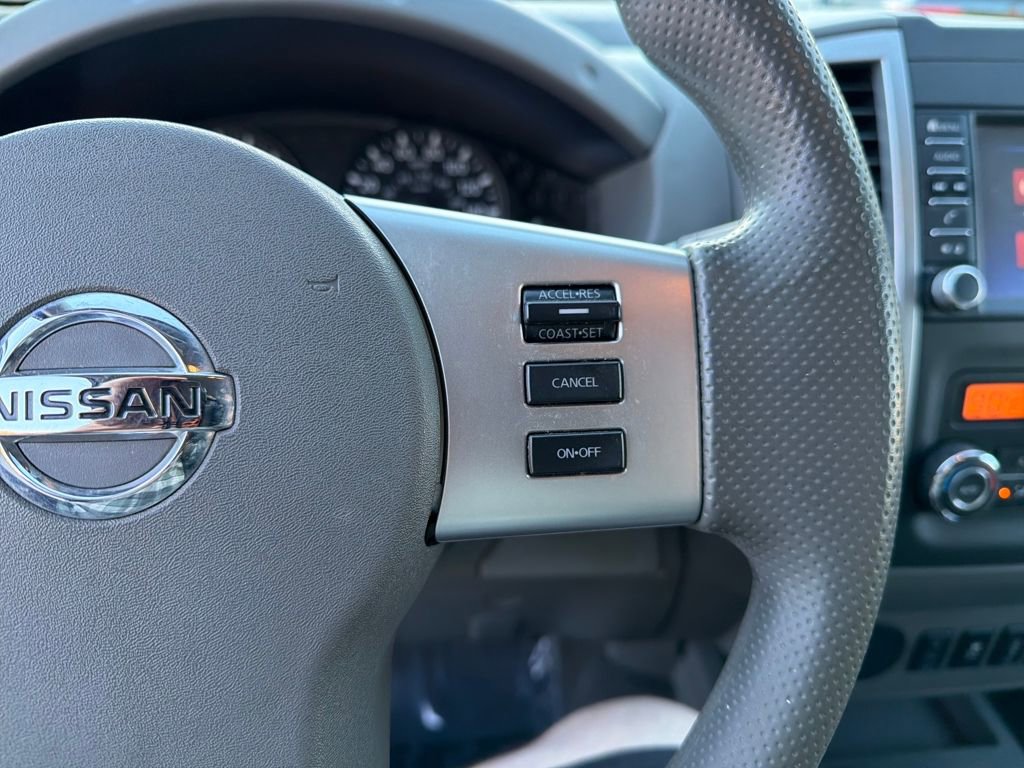 Used 2020 Nissan Frontier SV w/ Midnight Edition Floor Mats image 21