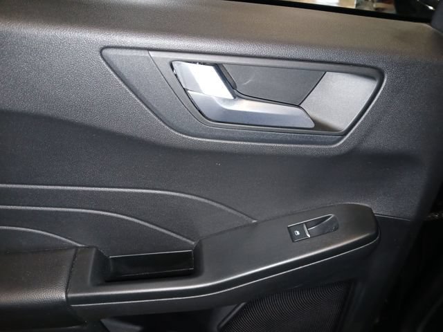 Used 2024 Ford Escape ST-Line w/ Tech Pack #1 AWD/4WD image 30