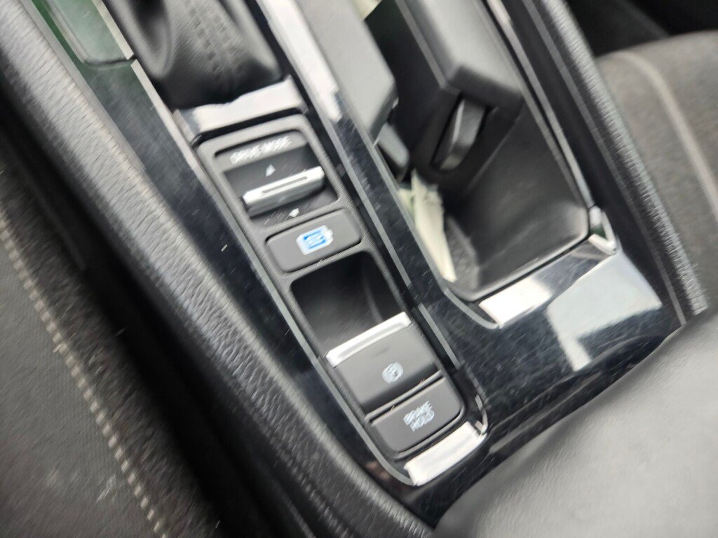 Certified 2024 Honda Accord Sport image 21