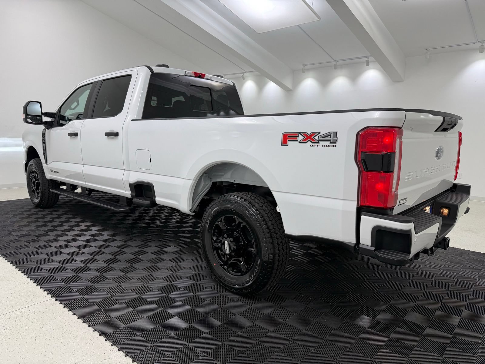 New 2026 Ford F250 XL w/ STX Appearance Package AWD/4WD image 5
