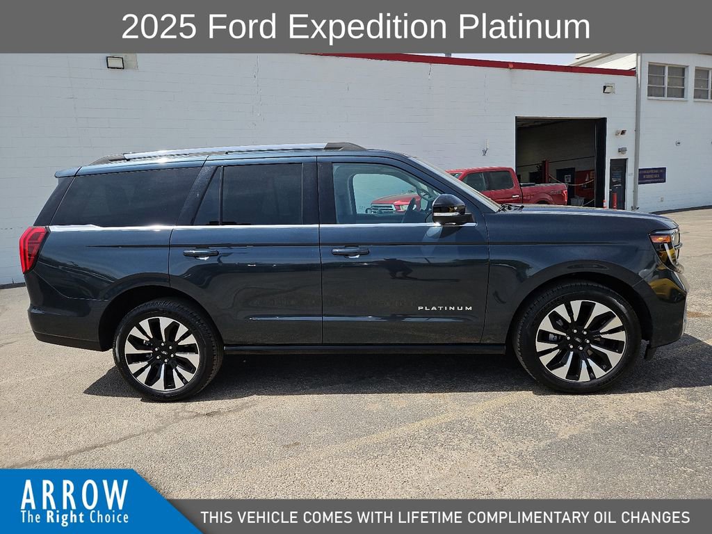 Used 2025 Ford Expedition Platinum w/ Driver's Package image 14