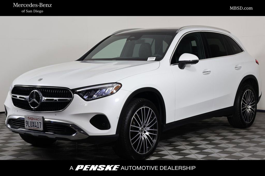 Certified 2024 Mercedes-Benz GLC 300 4MATIC image 1