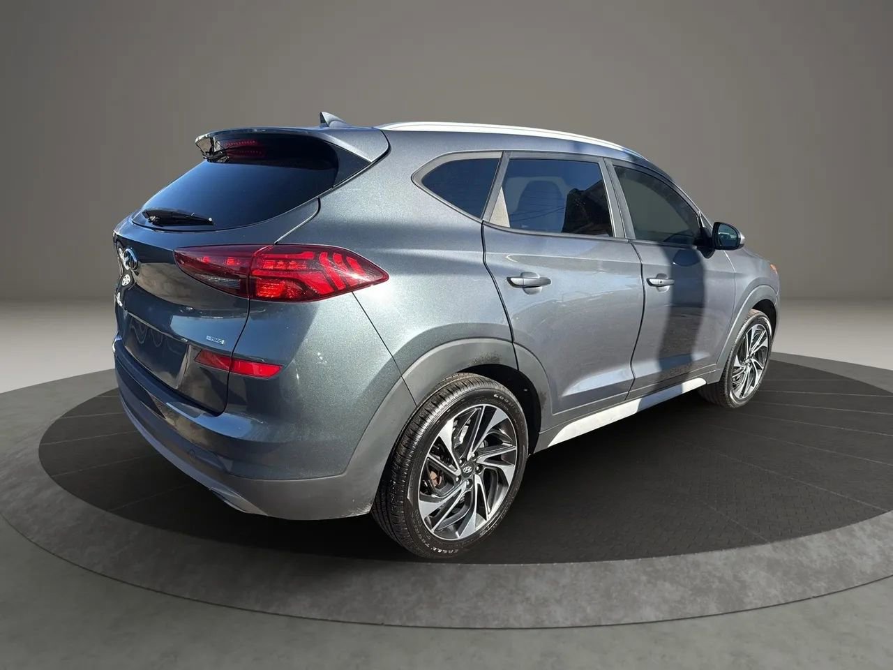 Used 2019 Hyundai Tucson Sport w/ Cargo Package AWD/4WD image 5