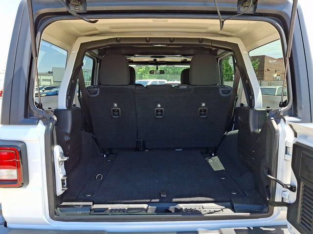 Used 2018 Jeep Wrangler Unlimited Sport S AWD/4WD image 30