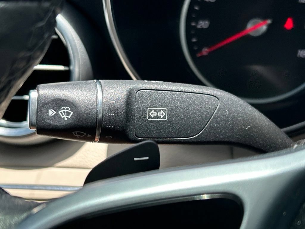 Used 2019 Mercedes-Benz C 300 Sedan image 27