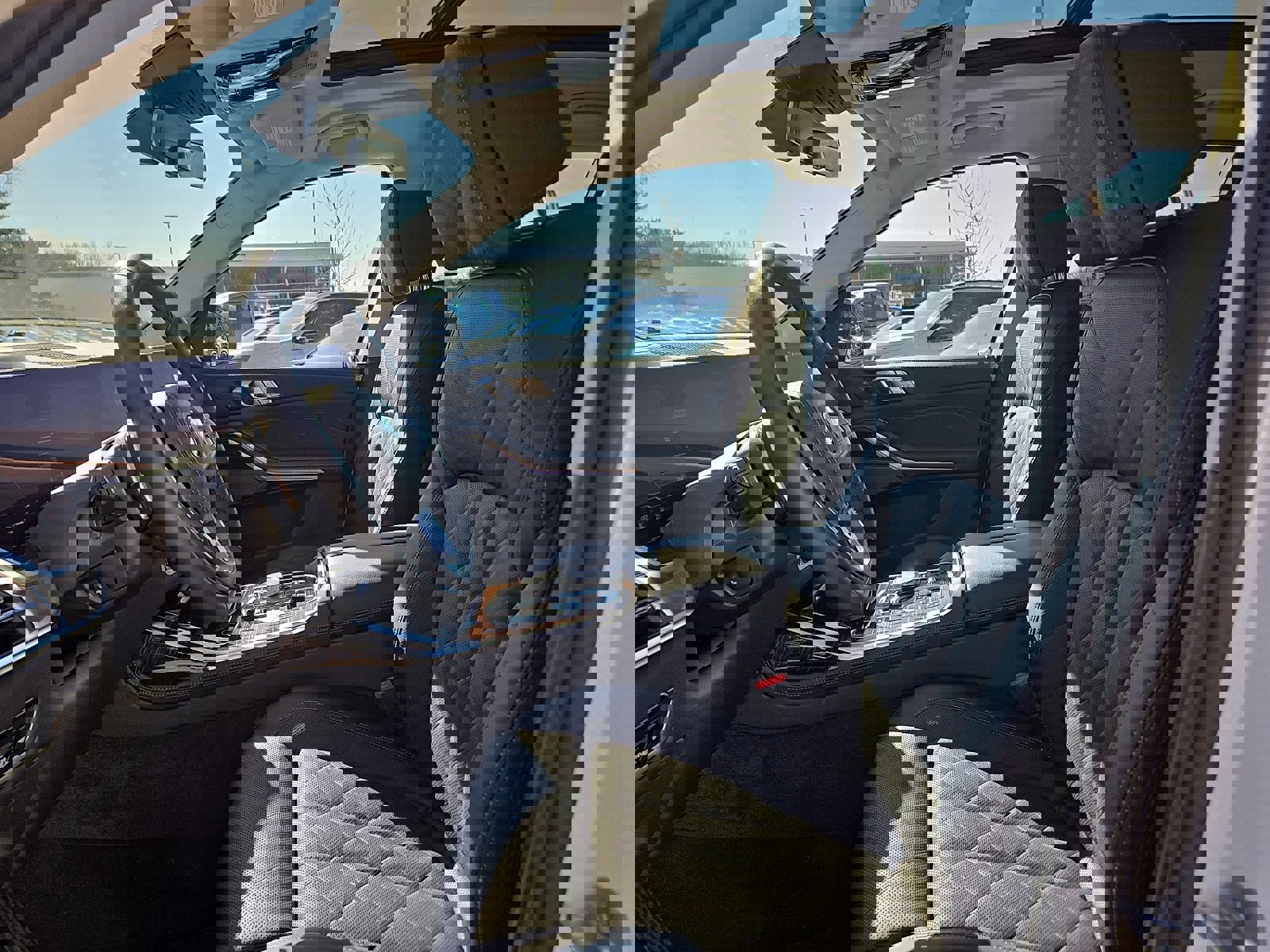 Used 2026 BMW X7 xDrive40i image 14