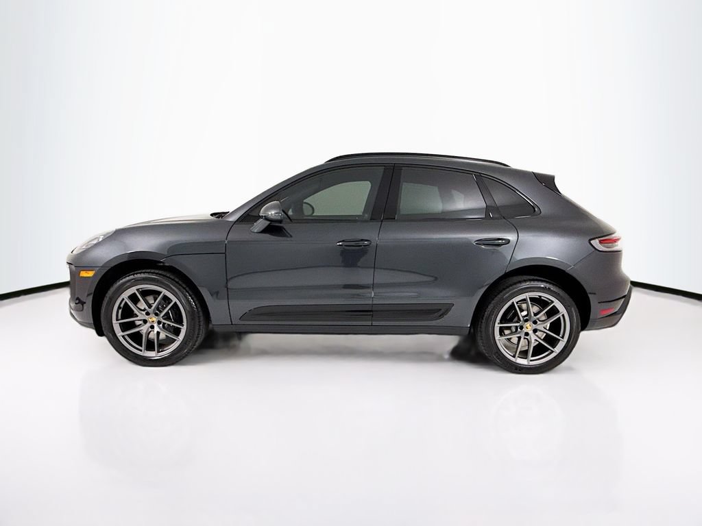 New 2026 Porsche Macan AWD/4WD image 2