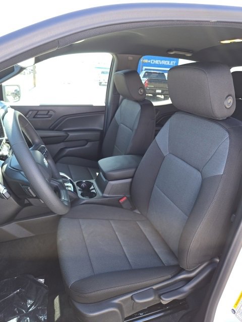 New 2026 Chevrolet Colorado W/T image 9