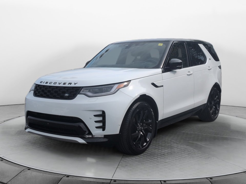 Used 2025 Land Rover Discovery Dynamic SE AWD/4WD image 1