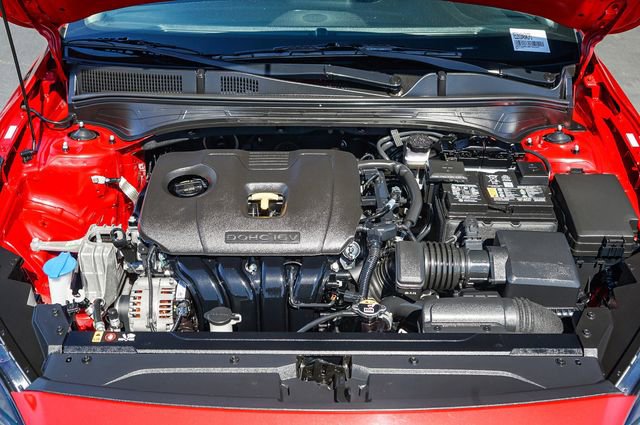 Certified 2024 Kia Forte LXS image 27