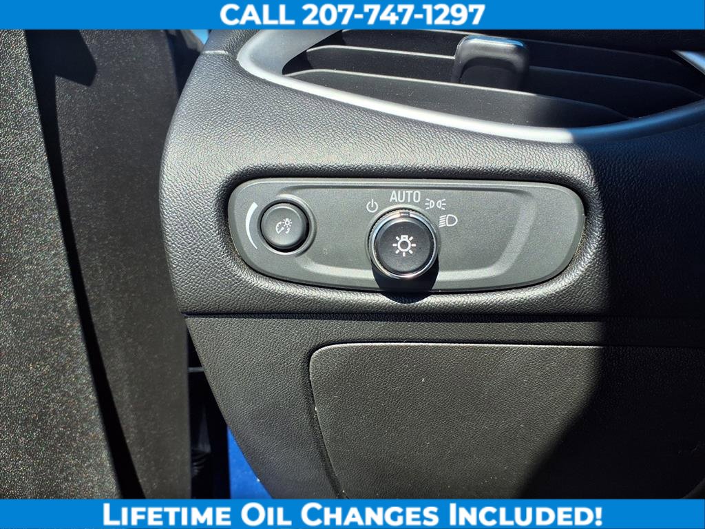 Used 2023 Chevrolet Malibu LT image 12