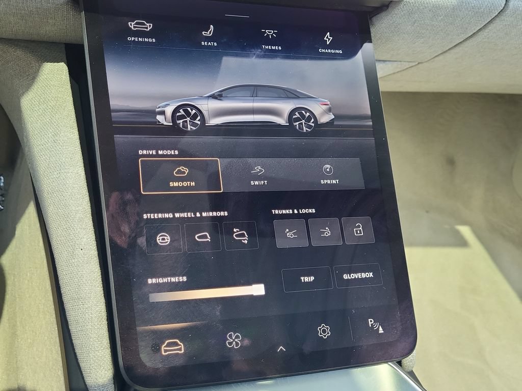 Used 2023 Lucid Air Touring AWD/4WD image 32
