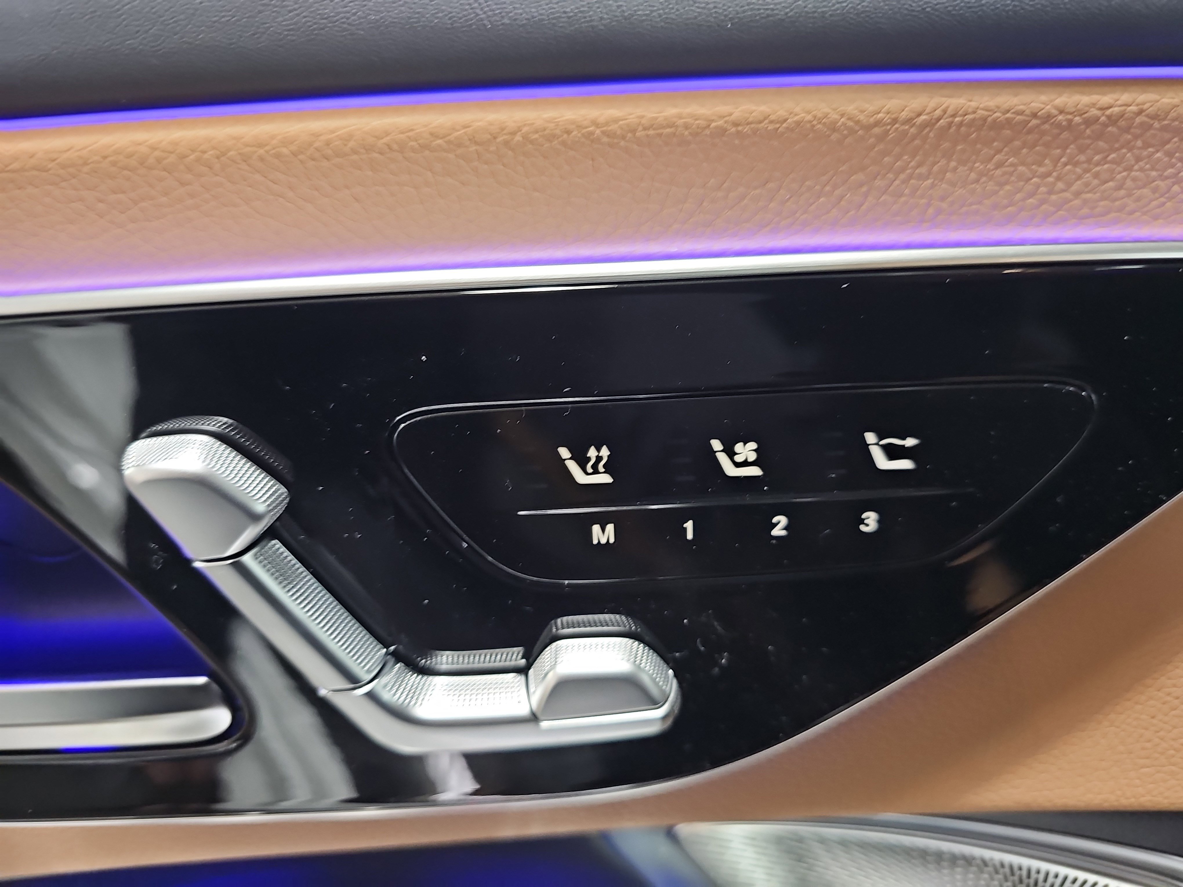 New 2026 Mercedes-Benz CLE 300 4MATIC Cabriolet image 31