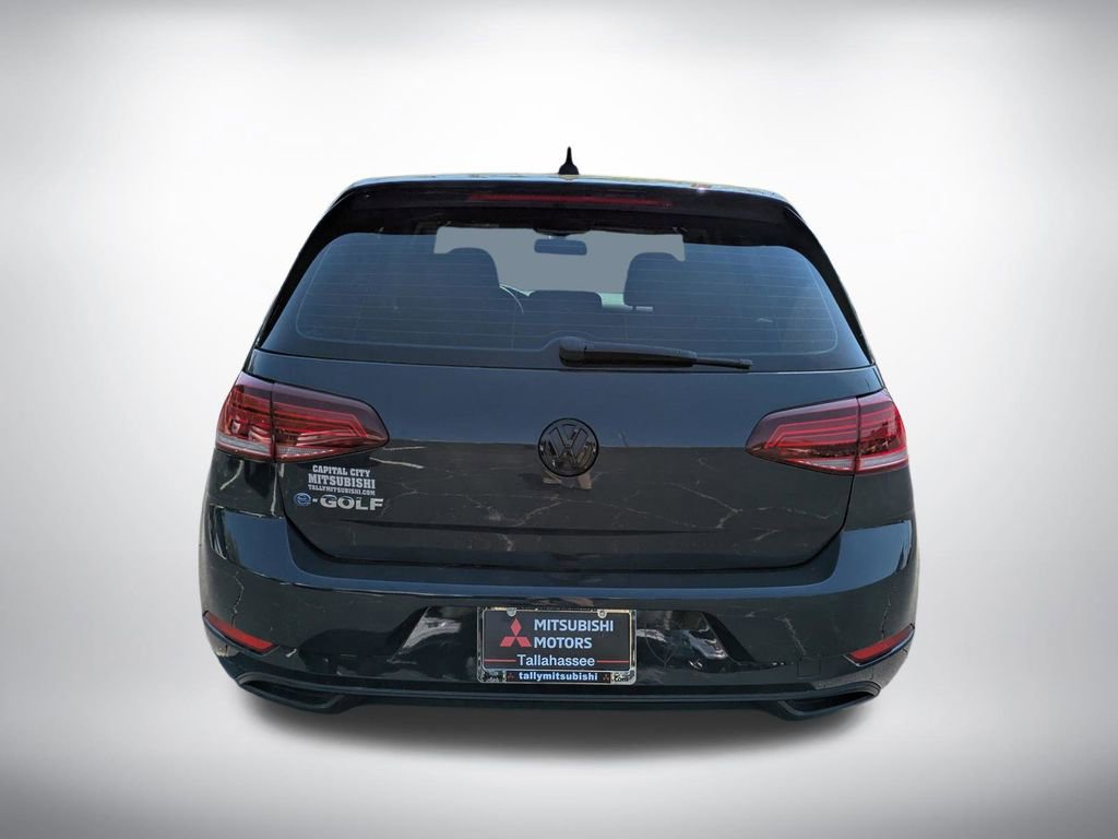 Used 2019 Volkswagen e-Golf SE image 5