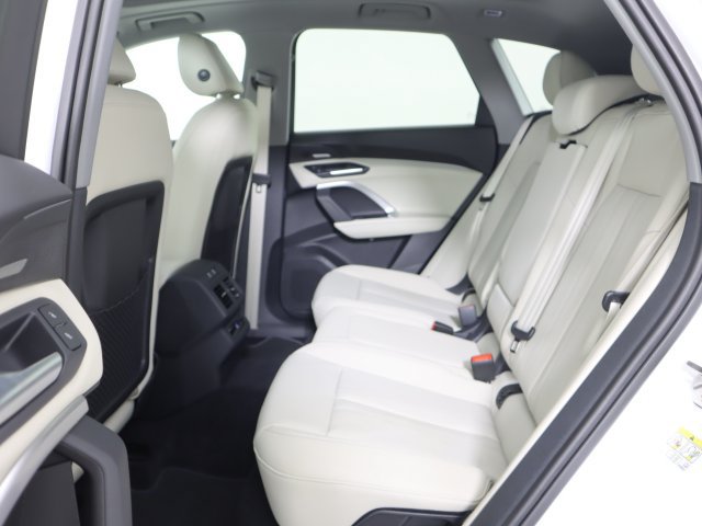 New 2026 Audi Q5 Premium Plus AWD/4WD image 15
