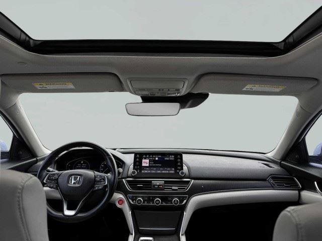Used 2018 Honda Accord Touring image 39