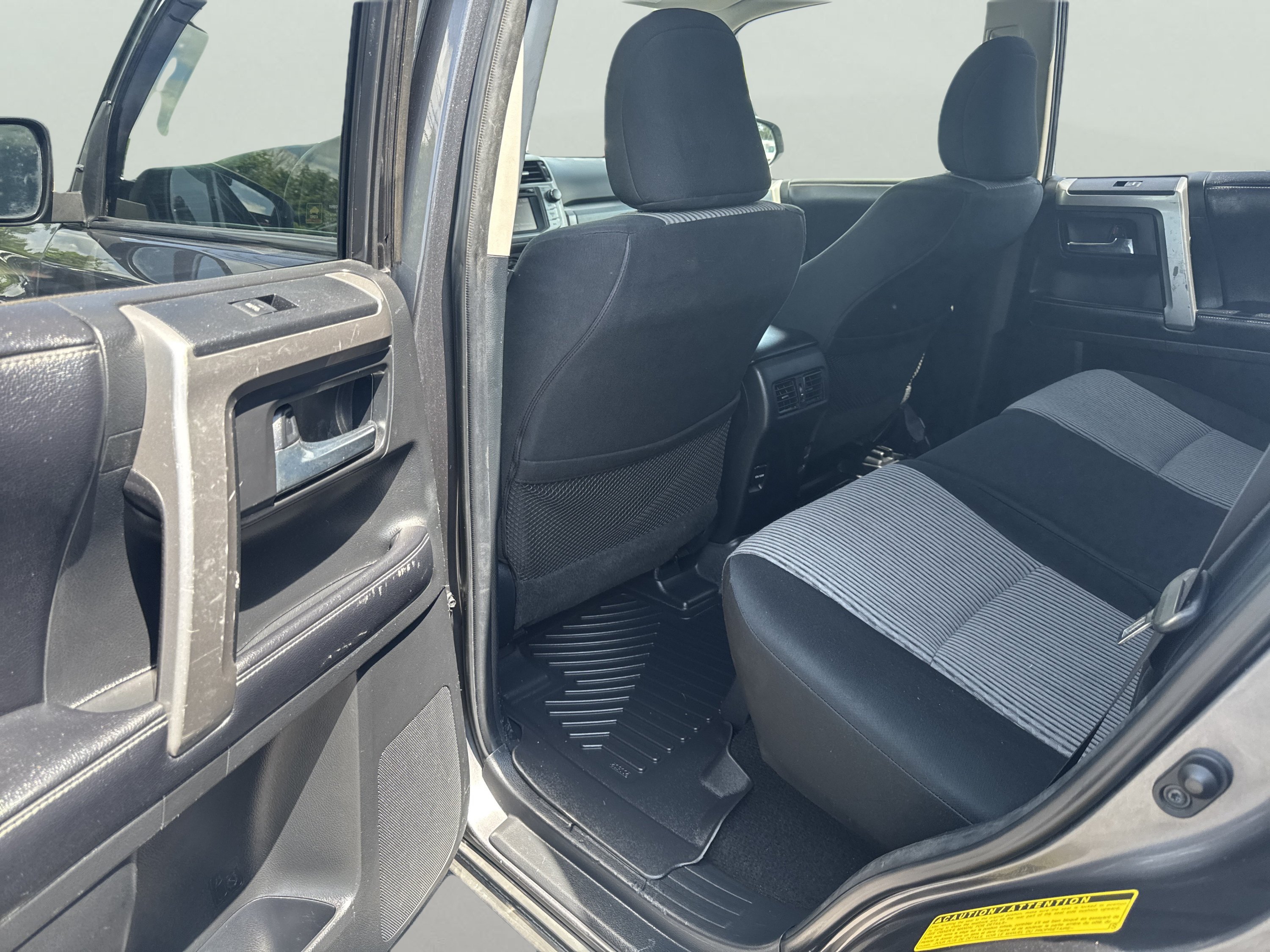 Used 2016 Toyota 4Runner SR5 AWD/4WD image 17