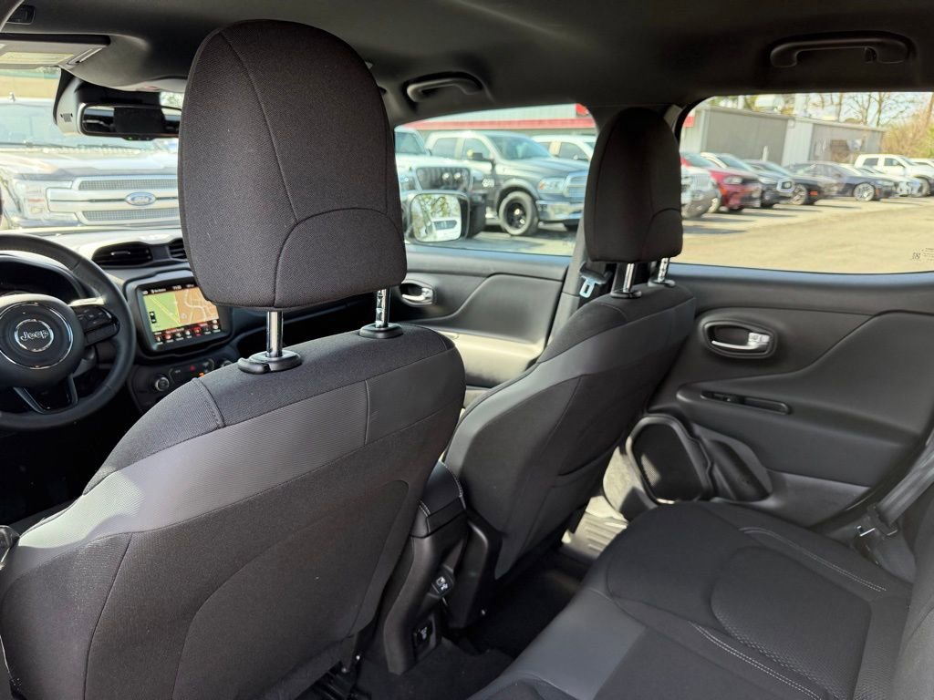 Used 2022 Jeep Renegade Altitude w/ Convenience Group image 24