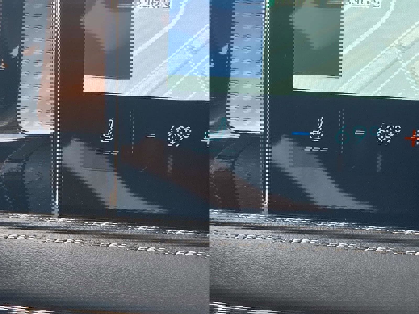 New 2026 Lincoln Corsair Reserve w/ Jet Appearance Package image 25