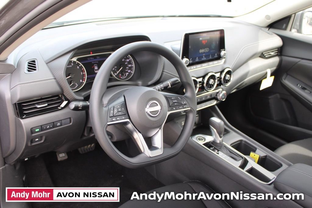 New 2025 Nissan Sentra SV image 10